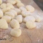 Saisonal kochen: Ricotta Gnocchi mit Feldsalat
